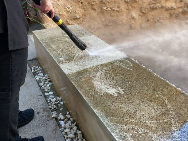 Best Deck Cleaning Services  in Columbus, TX